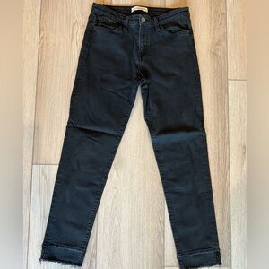 Flying Monkey Black Ankle cropped jeans size 27.